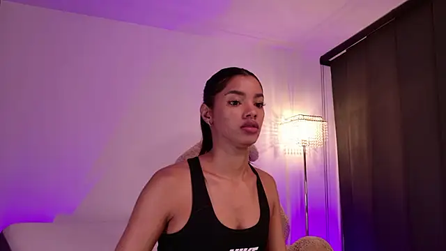 liagirl cute online show from March 12, 2026, 3:23 am