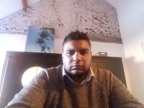 Snapshot of Bandusrilankasexymen chatting on January 6, 2026, 2:21 pm Bandusrilankasexymen online show from January 6, 2026, 2:21 pm