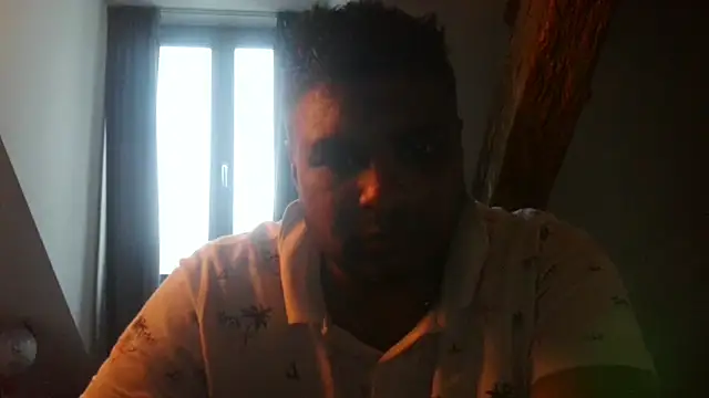 Snapshot of Bandusrilankasexymen chatting on February 16, 2026, 2:13 pm Bandusrilankasexymen online show from February 16, 2026, 2:13 pm