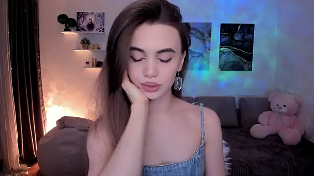 aPieceOfJoy online show from December 20, 2025, 9:33 pm