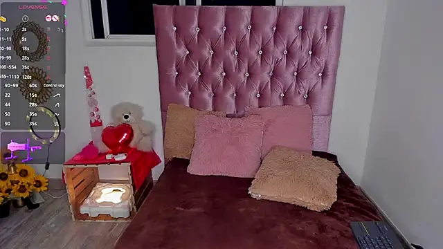 Snapshot of LilyBrunette chatting on March 11, 2025, 1:16 am LilyBrunette online show from March 11, 2025, 1:16 am