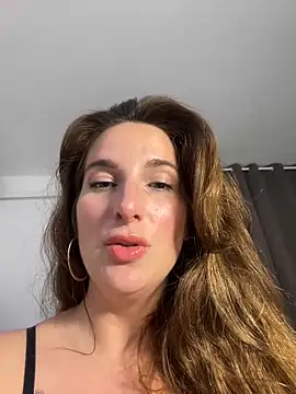 Snapshot of Thescorpionfr chatting on January 15, 2025, 12:09 am Thescorpionfr online show from January 15, 2025, 12:09 am