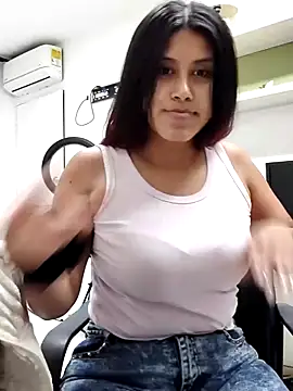 Snapshot of Karlagonzales_ chatting on June 30, 2026, 6:42 pm Karlagonzales online show from June 30, 2026, 6:42 pm