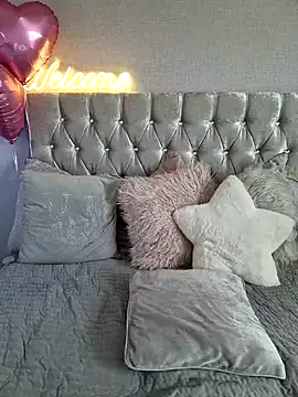 xxkhaleesixx online show from February 26, 2025, 1:19 pm