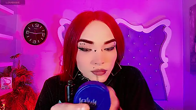 LeyXandrabraz online show from February 28, 2026, 8:32 pm