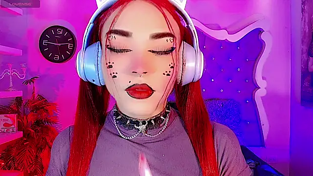 LeyXandrabraz online show from March 3, 2026, 8:15 pm