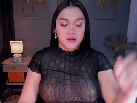 Snapshot of MaxeneCullens chatting on September 30, 2025, 2:49 am MaxeneCullens online show from September 30, 2025, 2:49 am