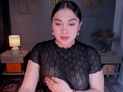 Snapshot of MaxeneCullens chatting on October 29, 2025, 4:26 am MaxeneCullens online show from October 29, 2025, 4:26 am