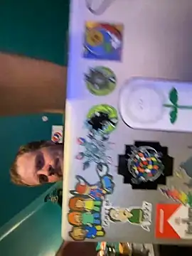 charactrzero online show from October 6, 2025, 3:26 am