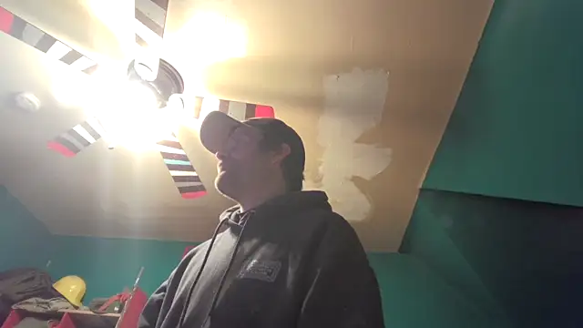 charactrzero online show from February 1, 2026, 2:43 am