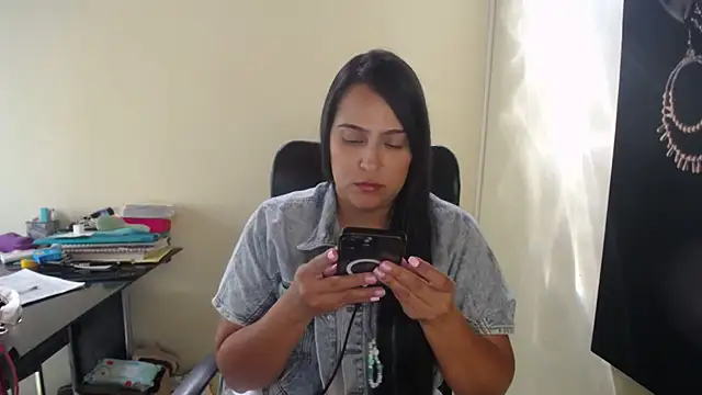 kendall 52 online show from September 27, 2025, 2:44 pm