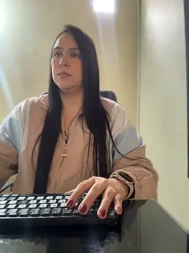kendall 52 online show from April 29, 2026, 2:43 pm