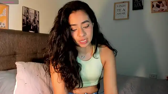 Snapshot of valeryvegas_2 chatting on September 19, 2025, 2:46 am valeryvegas 2 online show from September 19, 2025, 2:46 am