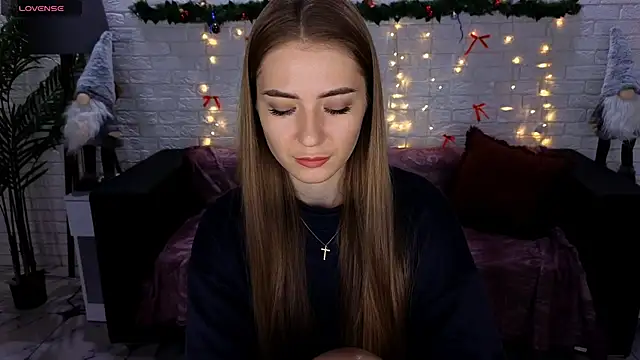 Adelyna Bird online show from January 6, 2025, 7:31 am