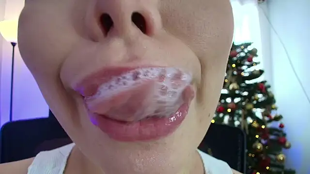 Snapshot of lisbet21x chatting on December 2, 2024, 2:30 pm lisbet21x online show from December 2, 2024, 2:30 pm