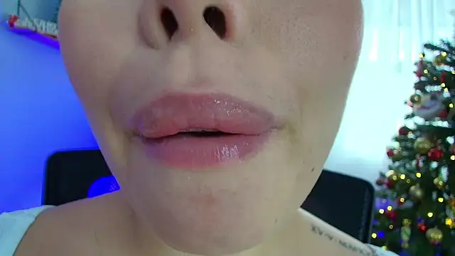 Snapshot of lisbet21x chatting on December 22, 2024, 7:52 pm lisbet21x online show from December 22, 2024, 7:52 pm