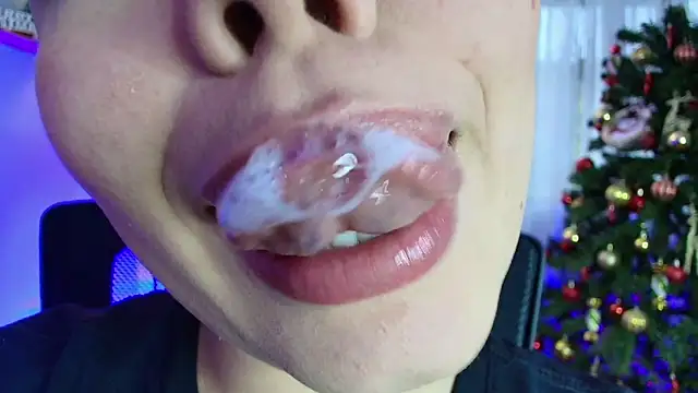 Snapshot of lisbet21x chatting on December 30, 2024, 10:34 pm lisbet21x online show from December 30, 2024, 10:34 pm