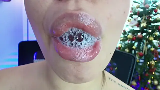 Snapshot of lisbet21x chatting on December 31, 2024, 3:53 pm lisbet21x online show from December 31, 2024, 3:53 pm