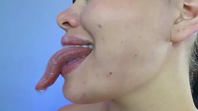 Snapshot of lisbet21x chatting on January 25, 2025, 5:08 pm lisbet21x online show from January 25, 2025, 5:08 pm