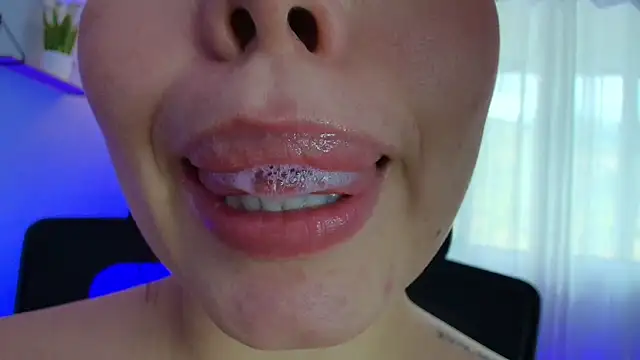 Snapshot of lisbet21x chatting on January 29, 2025, 7:22 pm lisbet21x online show from January 29, 2025, 7:22 pm