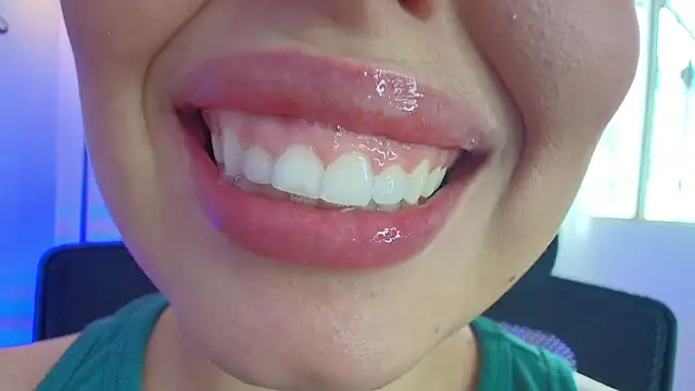 Snapshot of lisbet21x chatting on February 6, 2025, 6:56 pm lisbet21x online show from February 6, 2025, 6:56 pm