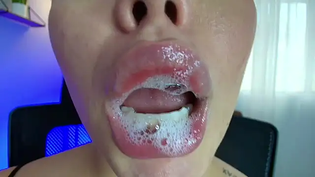 Snapshot of lisbet21x chatting on February 19, 2025, 10:20 pm lisbet21x online show from February 19, 2025, 10:20 pm