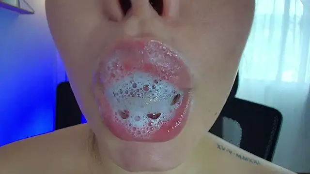 Snapshot of lisbet21x chatting on February 24, 2025, 10:03 pm lisbet21x online show from February 24, 2025, 10:03 pm