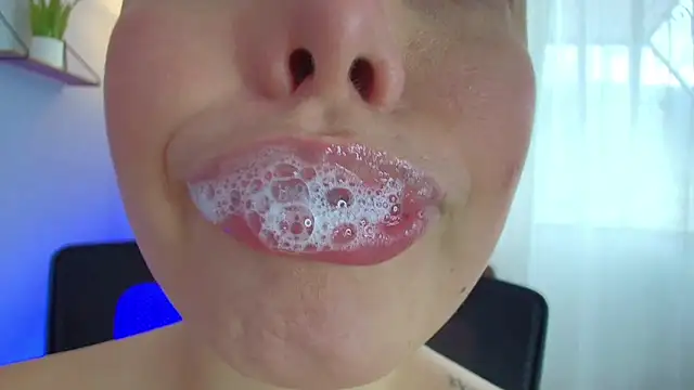 Snapshot of lisbet21x chatting on February 27, 2025, 7:15 pm lisbet21x online show from February 27, 2025, 7:15 pm