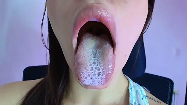 Snapshot of lisbet21x chatting on November 9, 2025, 12:14 pm lisbet21x online show from November 9, 2025, 12:14 pm