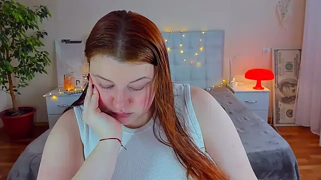 PolinaSalvatore online show from February 25, 2026, 1:10 pm