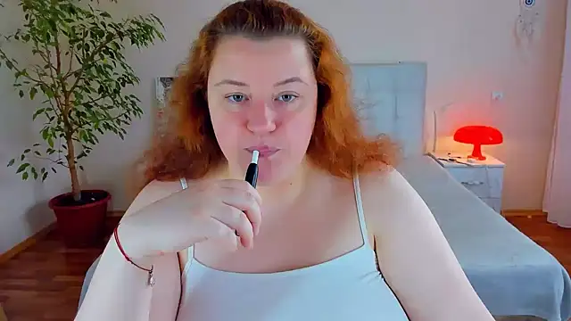 Snapshot of PolinaSalvatore chatting on May 28, 2026, 11:40 am PolinaSalvatore online show from May 28, 2026, 11:40 am