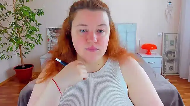Snapshot of PolinaSalvatore chatting on June 3, 2026, 11:24 am PolinaSalvatore online show from June 3, 2026, 11:24 am