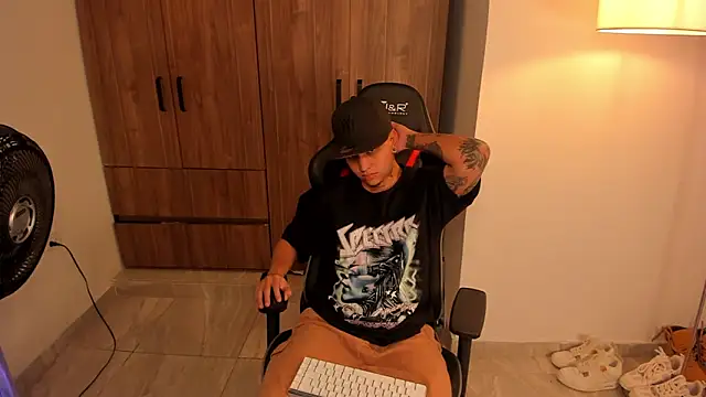 Jake simons online show from January 14, 2026, 9:59 am