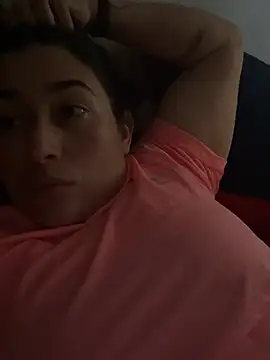 Snapshot of andreaisis2 chatting on February 13, 2026, 7:32 pm andreaisis2 online show from February 13, 2026, 7:32 pm