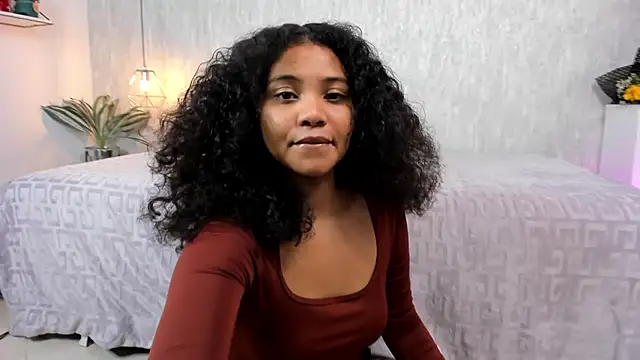 Snapshot of Zafiiraa chatting on May 14, 2026, 4:19 am Zafiiraa online show from May 14, 2026, 4:19 am