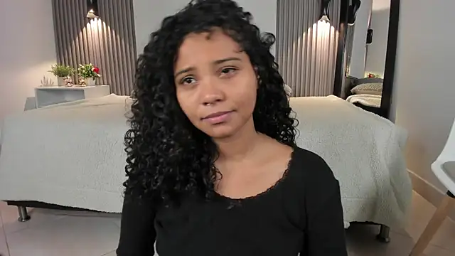 Snapshot of Zafiiraa chatting on July 1, 2026, 3:41 am Zafiiraa online show from July 1, 2026, 3:41 am