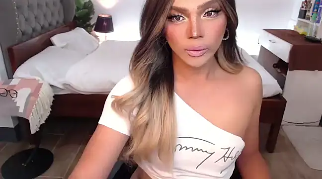 Snapshot of liaa_lurrecams chatting on March 9, 2025, 4:55 pm liaa lurrecams online show from March 9, 2025, 4:55 pm