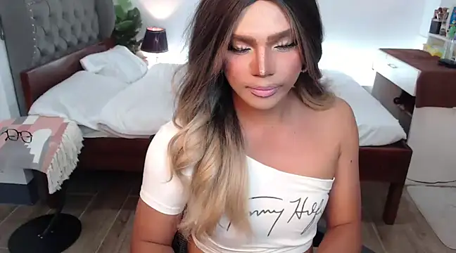 Snapshot of liaa_lurrecams chatting on March 9, 2025, 7:59 pm liaa lurrecams online show from March 9, 2025, 7:59 pm