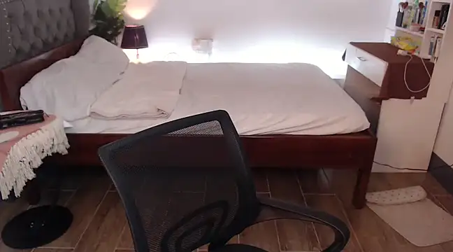 Snapshot of liaa_lurrecams chatting on March 21, 2025, 2:29 pm liaa lurrecams online show from March 21, 2025, 2:29 pm