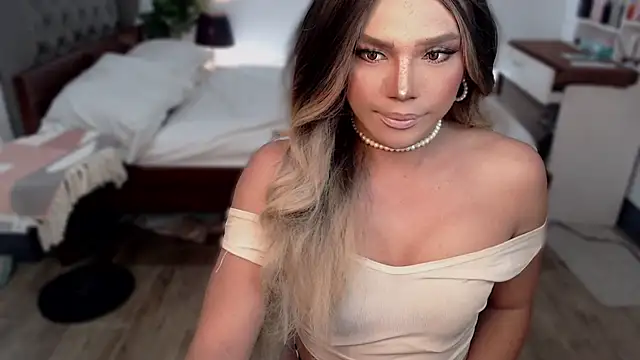 Snapshot of liaa_lurrecams chatting on October 23, 2025, 12:26 pm liaa lurrecams online show from October 23, 2025, 12:26 pm