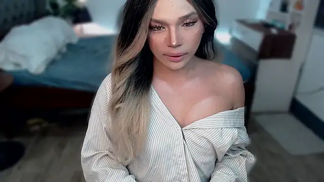 Snapshot of liaa_lurrecams chatting on November 14, 2025, 3:33 pm liaa lurrecams online show from November 14, 2025, 3:33 pm