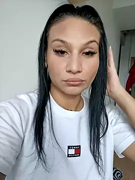 Ella sweety online show from September 18, 2025, 6:15 am