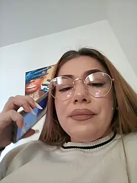 Ella sweety online show from February 10, 2026, 10:52 am