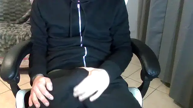 Snapshot of simoninside25 chatting on November 19, 2025, 7:47 pm simoninside25 online show from November 19, 2025, 7:47 pm