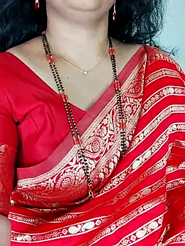 Snapshot of Indian_desi_wife chatting on June 2, 2026, 2:35 am Indian desi wife online show from June 2, 2026, 2:35 am
