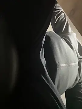 serkan201852 online show from November 8, 2025, 1:11 pm