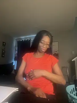 sweetsexiecool7 online show from June 26, 2026, 8:24 pm