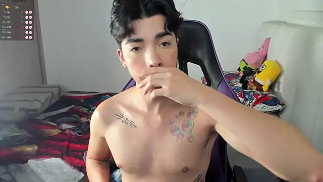 Snapshot of santy7v7 chatting on February 11, 2025, 1:30 pm santy7v7 online show from February 11, 2025, 1:30 pm