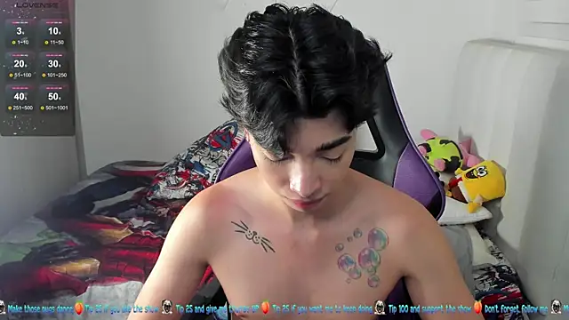 Snapshot of santy7v7 chatting on February 20, 2025, 4:14 pm santy7v7 online show from February 20, 2025, 4:14 pm