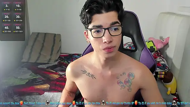 Snapshot of santy7v7 chatting on March 5, 2025, 1:06 pm santy7v7 online show from March 5, 2025, 1:06 pm